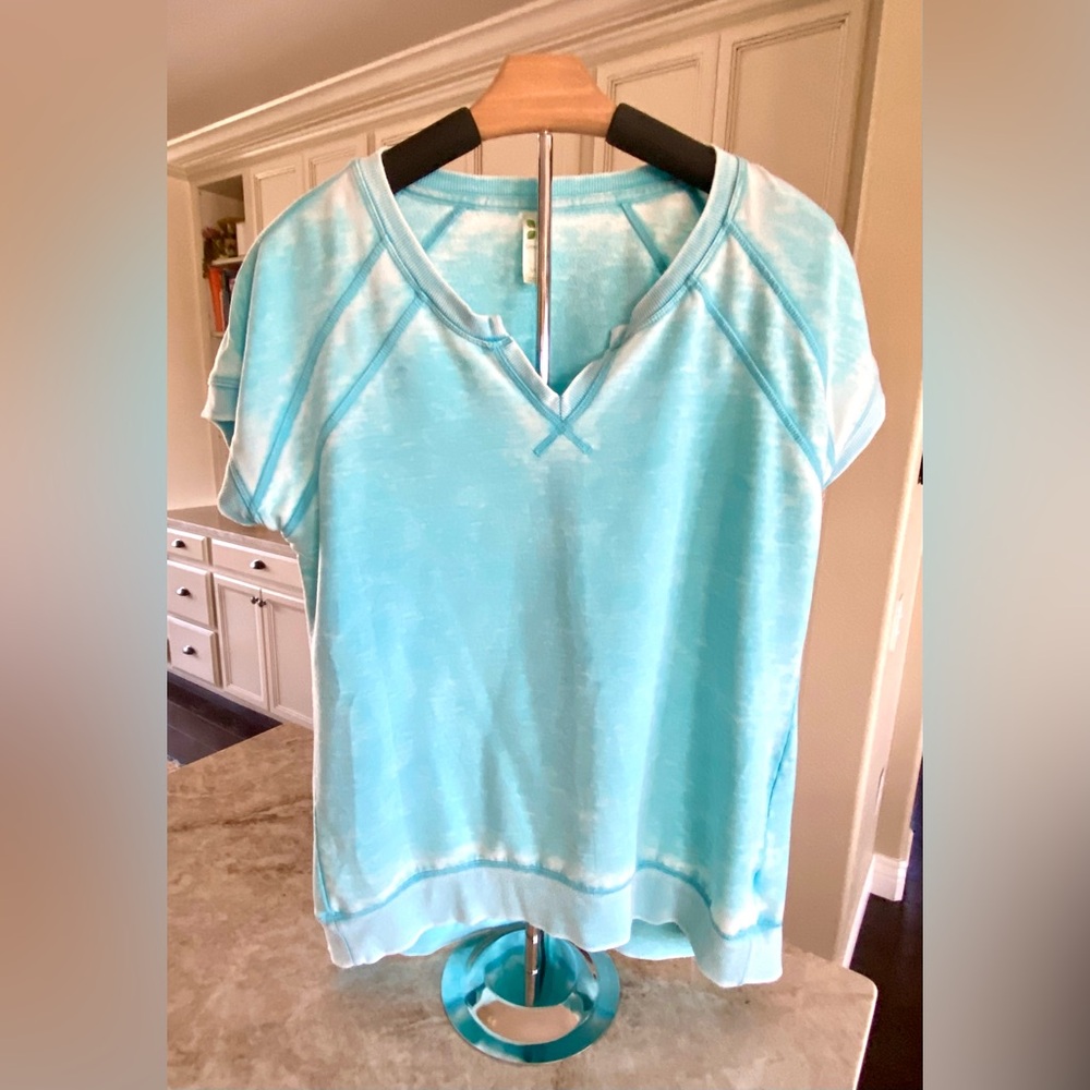 💕 GREEN TEA DISTRESSED TURQUOISE SHORT SLEEVE SWEATSHIRT 💕